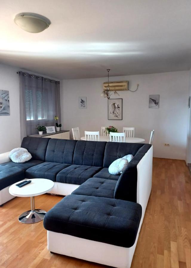 Bella Vista Apartment Šibenik Buitenkant foto